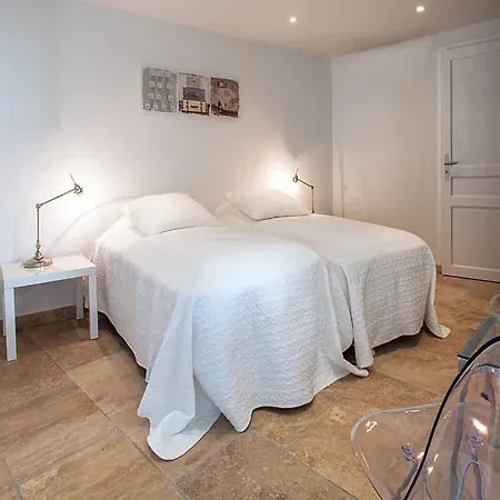 Sleeps 16 Pool Hébergement de vacances