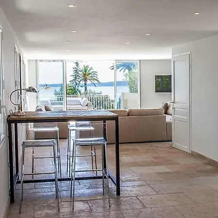 Sleeps 16 Pool Hébergement de vacances *